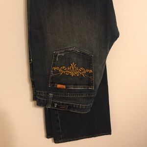 Vigoss juniors jeans.